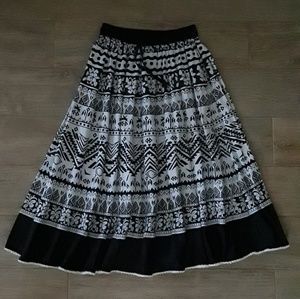 NWT J Gee Midi Length Skirt